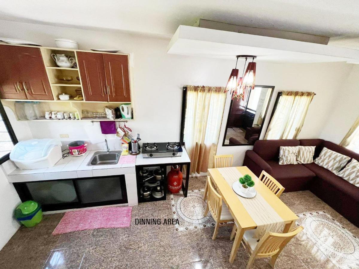 Beach Resorts Walking Distance To The Town House Davao Bagian luar foto