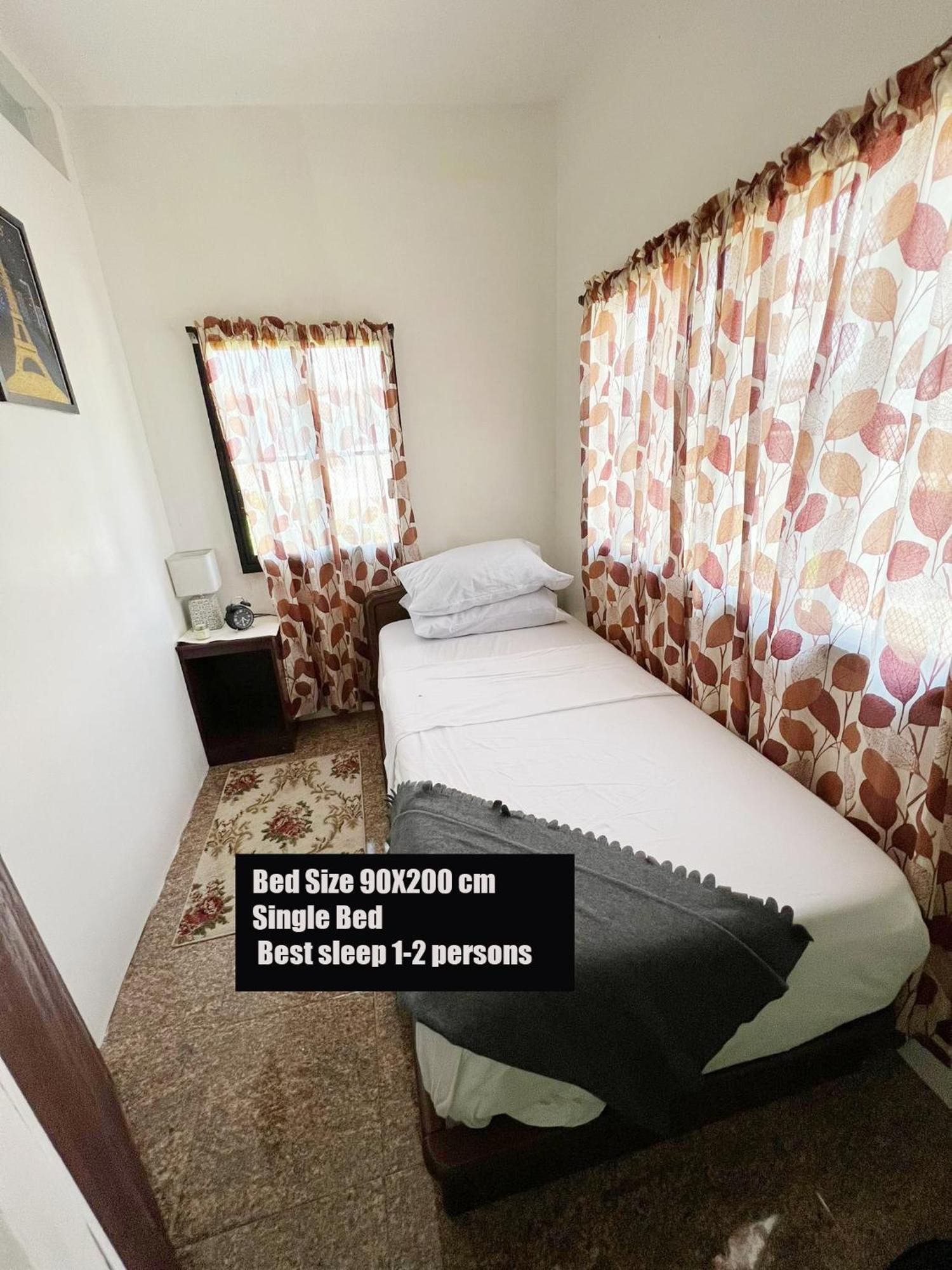 Beach Resorts Walking Distance To The Town House Davao Bagian luar foto